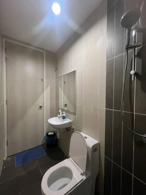 Legasi High Floor 3 Bedroom Klcc View