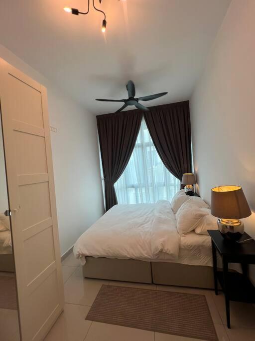 Legasi High Floor 3 Bedroom Klcc View Kuala Lumpur