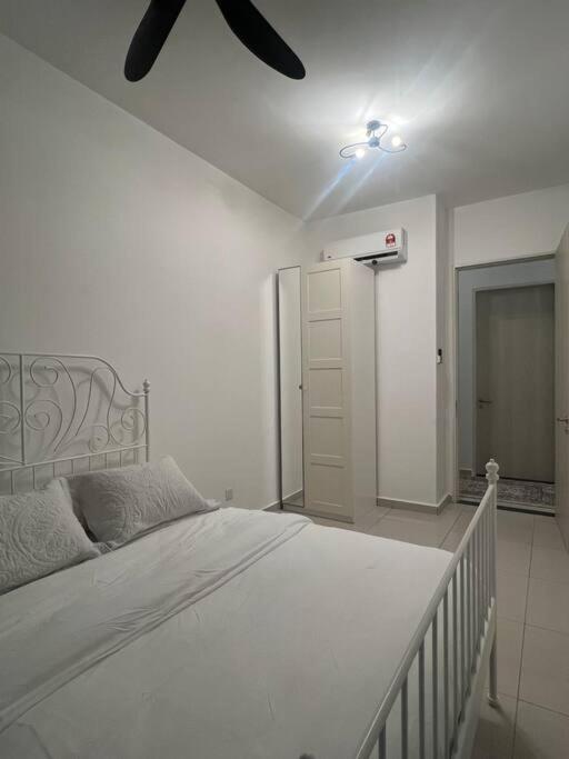 Pangsapuri Legasi High Floor 3 Bedroom Klcc View