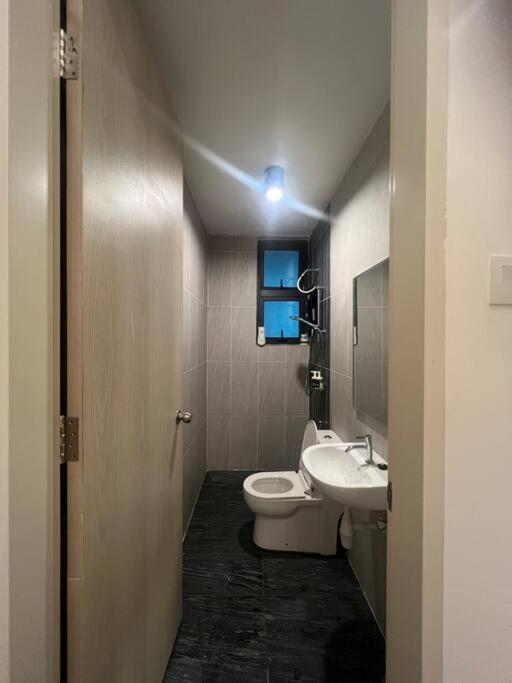 Pangsapuri Legasi High Floor 3 Bedroom Klcc View Kuala Lumpur