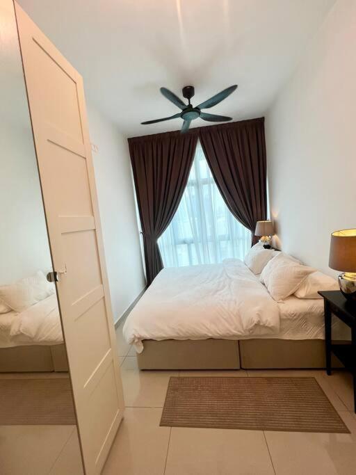Pangsapuri Legasi High Floor 3 Bedroom Klcc View Kuala Lumpur