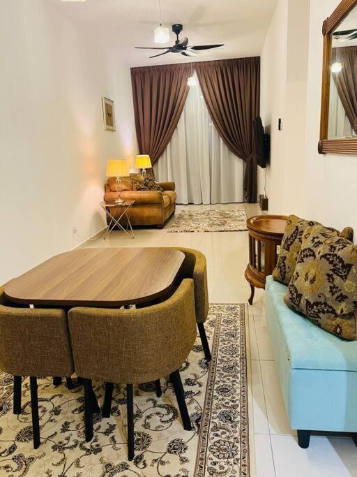 Legasi High Floor 3 Bedroom Klcc View Pangsapuri