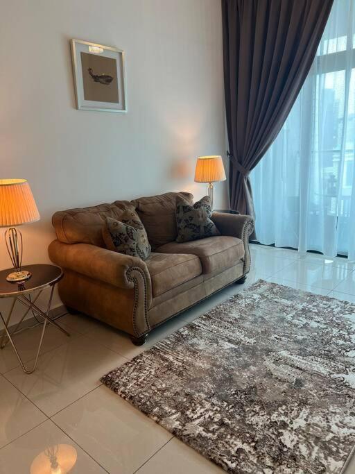 Pangsapuri Legasi High Floor 3 Bedroom Klcc View *